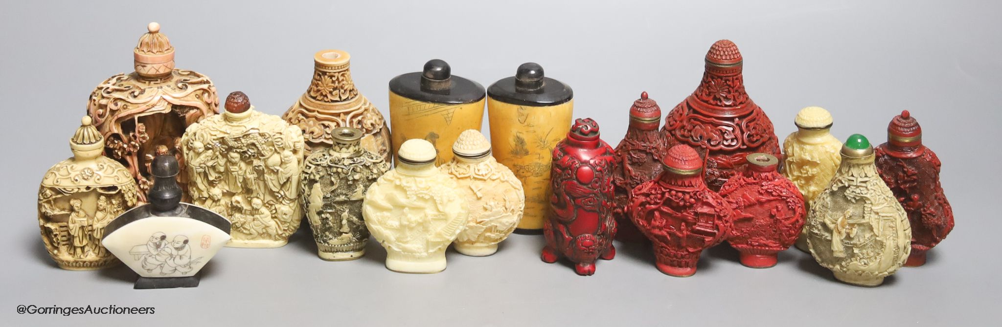 Mixed composition Chinese snuff bottles